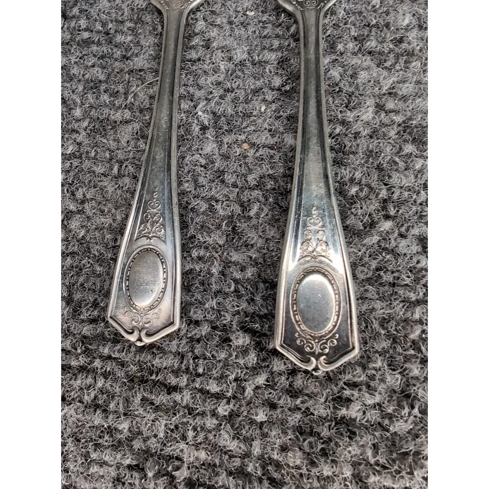 Oneida‎ Community Silver Plate-Butter Knife-Flatware Set Of 2 READ